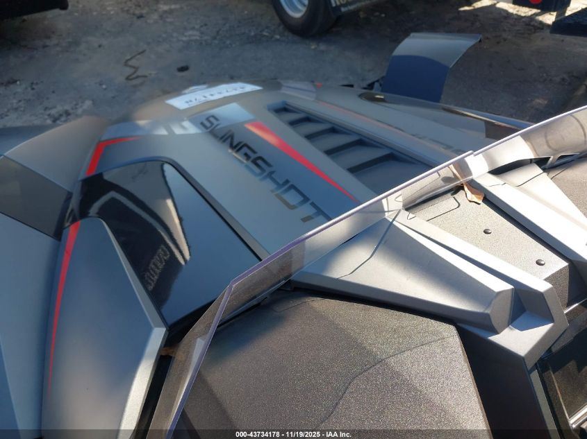 2018 Polaris Slingshot Sl VIN: 57XAAPFA2J8127501 Lot: 43734178