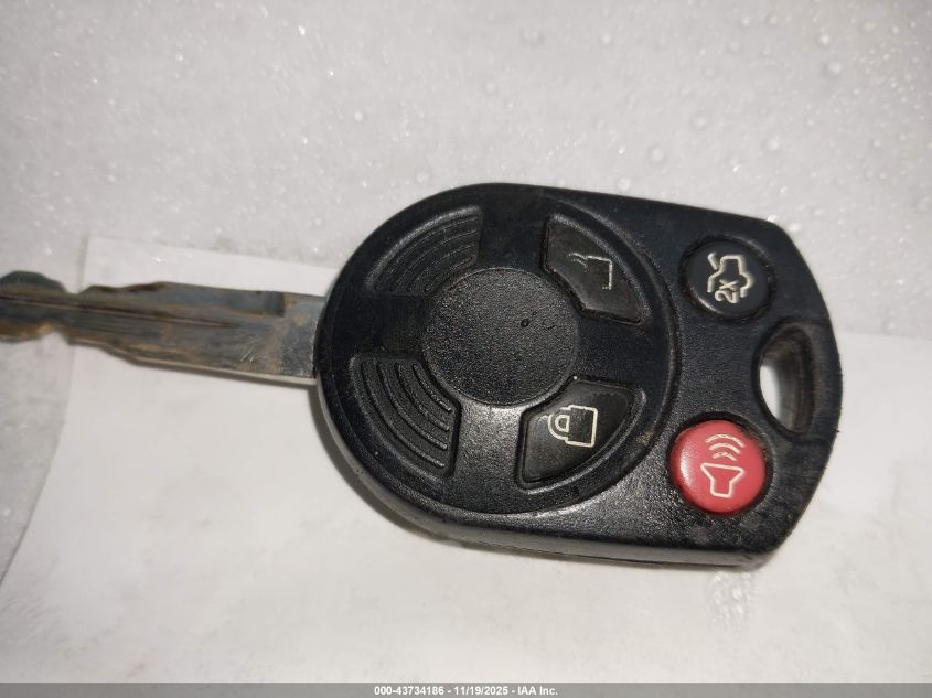 2008 Ford Escape Xlt VIN: 1FMCU03Z28KB50909 Lot: 43734186