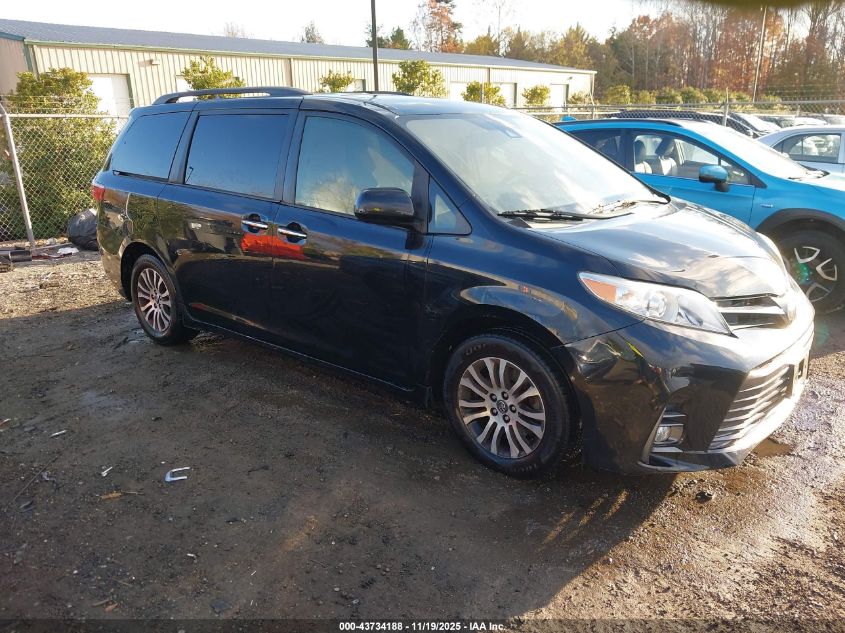 TOYOTA SIENNA XLE 8 PASSENGER