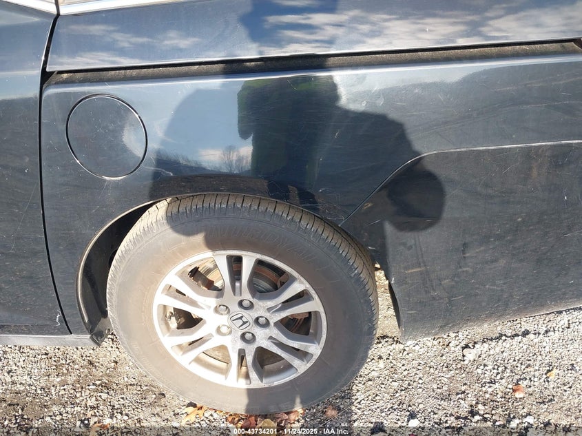 2011 Honda Odyssey Ex-L VIN: 5FNRL5H6XBB032303 Lot: 43734201