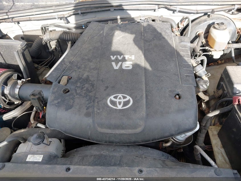 5TELU42N35Z112042 2005 TOYOTA TACOMA photo no. 10