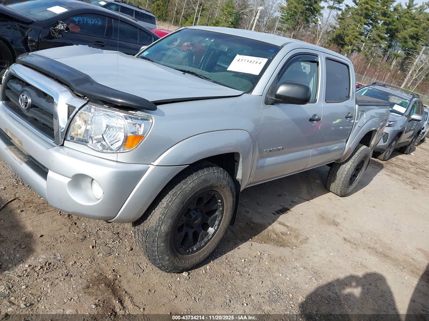 5TELU42N35Z112042 2005 TOYOTA TACOMA photo no. 2