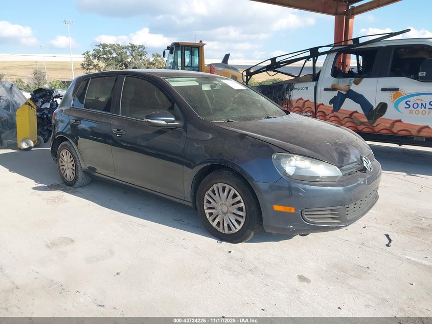 VOLKSWAGEN GOLF 2.5L 4-DOOR