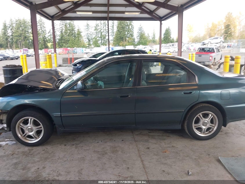 1996 Honda Accord Ex/Ex-R VIN: 1HGCD5651TA074674 Lot: 43734241