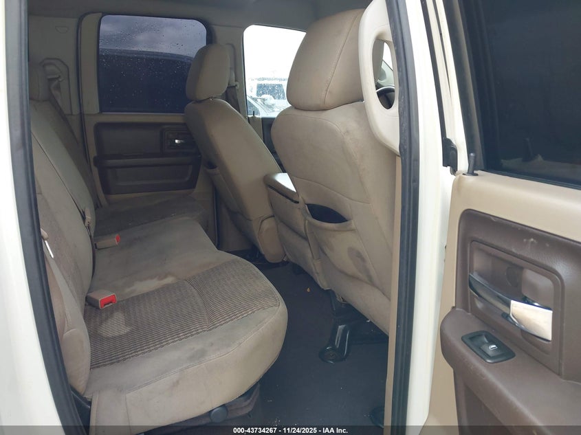 2009 Dodge Ram 1500 Slt/Sport/Trx VIN: 1D3HB18T39S740555 Lot: 43734267