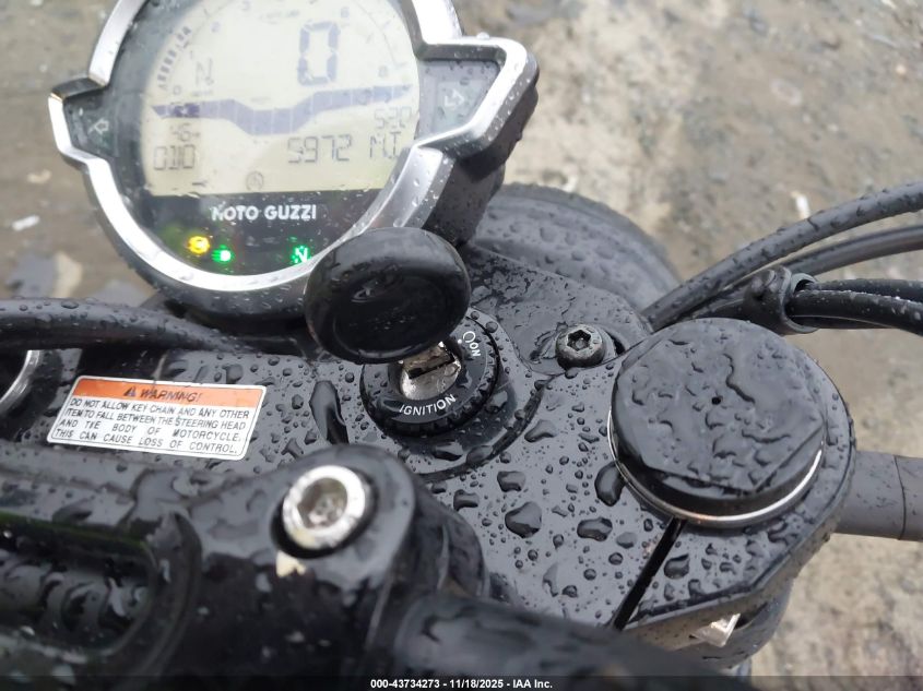 2022 Moto Guzzi V7 Stone VIN: ZGUKZUA07NM000904 Lot: 43734273