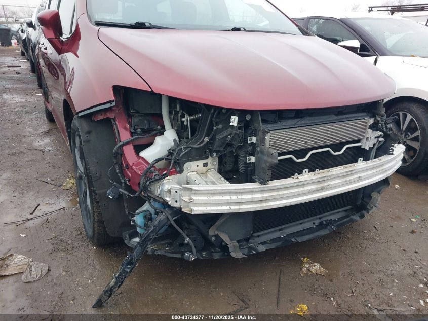 2020 Chrysler Pacifica Touring VIN: 2C4RC1FG3LR110026 Lot: 43734277