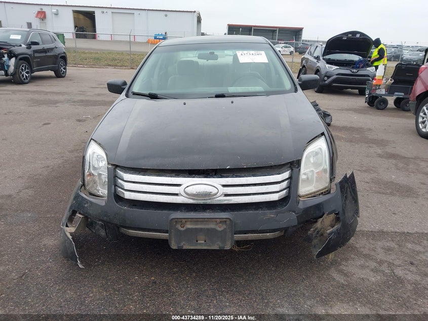 2007 Ford Fusion S VIN: 3FAHP06Z47R105547 Lot: 43734289