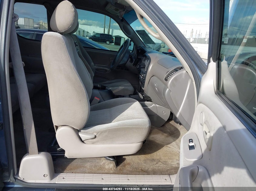 5TBRT341X5S469144 2005 TOYOTA TUNDRA photo no. 5
