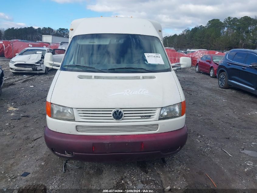 2000 Volkswagen Eurovan VIN: WV3AH4705YH042409 Lot: 43734304