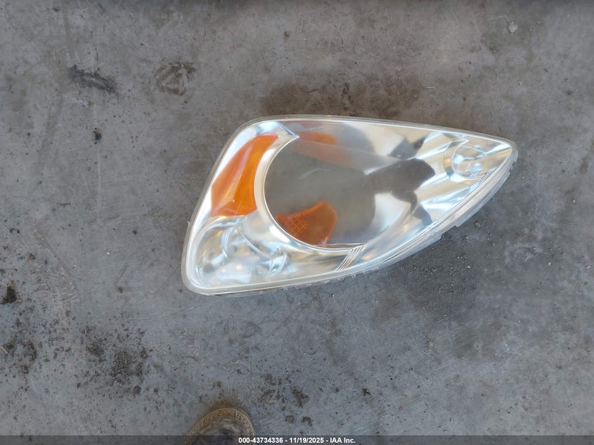 2004 Honda Cr-V Ex VIN: JHLRD78804C008573 Lot: 43734336