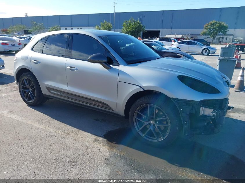2023 Porsche Macan T