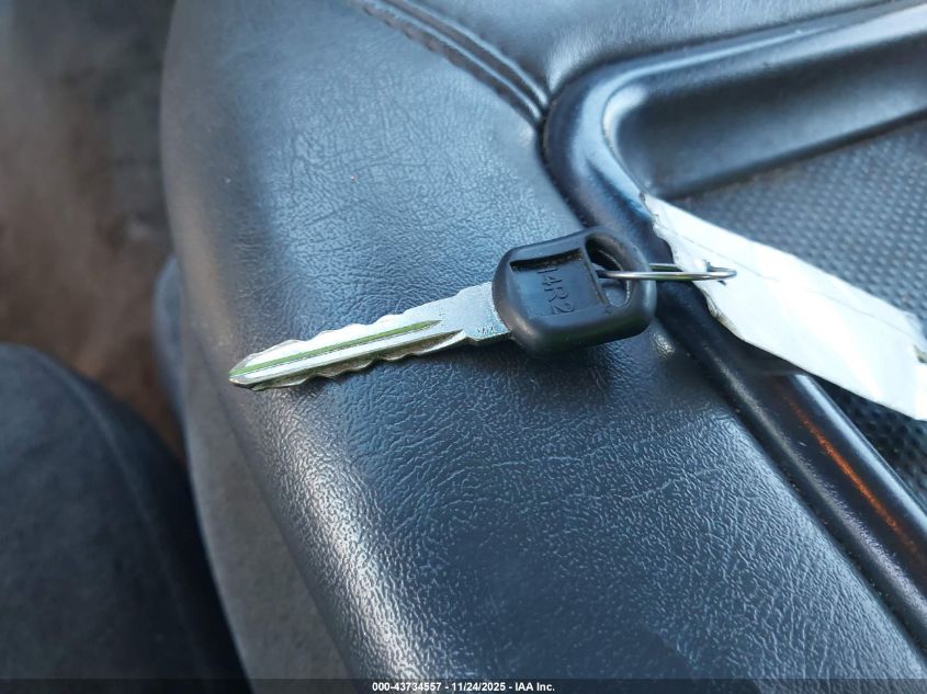 2005 Chevrolet Silverado 1500 Ls VIN: 1GCEC19Z05Z120565 Lot: 43734557