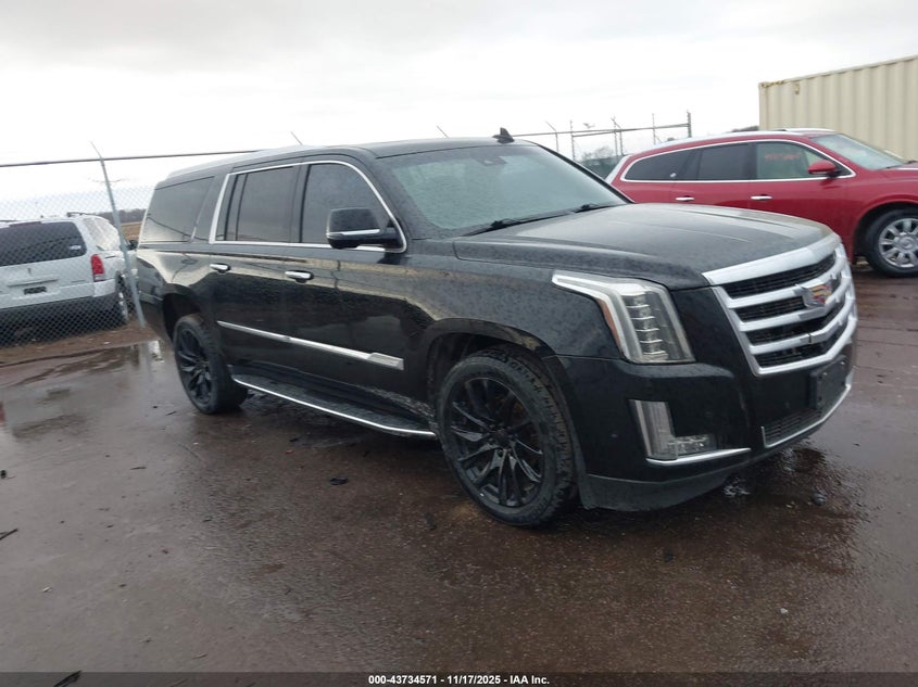 CADILLAC ESCALADE LUXURY