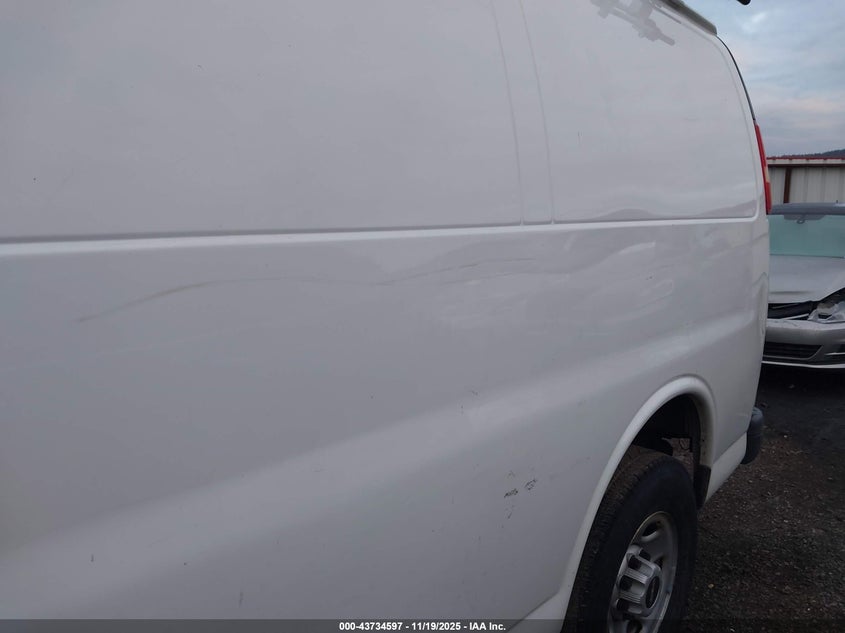 2005 GMC Savana Standard VIN: 1GTGG25V251231784 Lot: 43734597