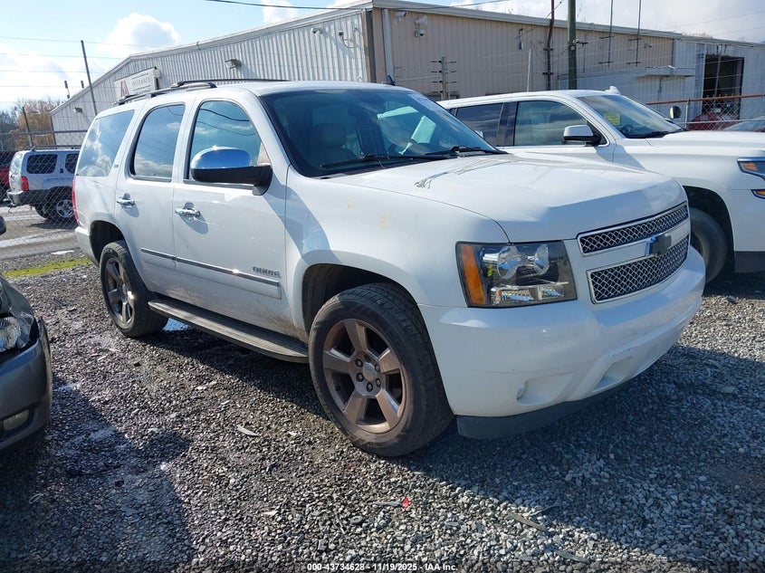 2011 CHEVROLET TAHOE auction photo 1