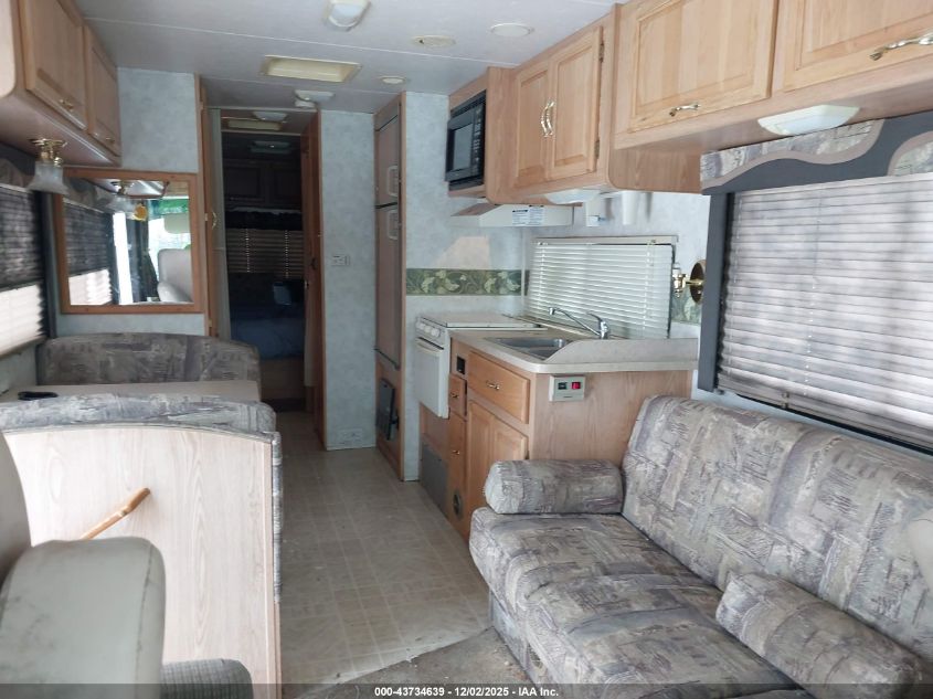 2003 Ford F550 Super Duty Stripped Chass VIN: 1FCLF53S830A02993 Lot: 43734639