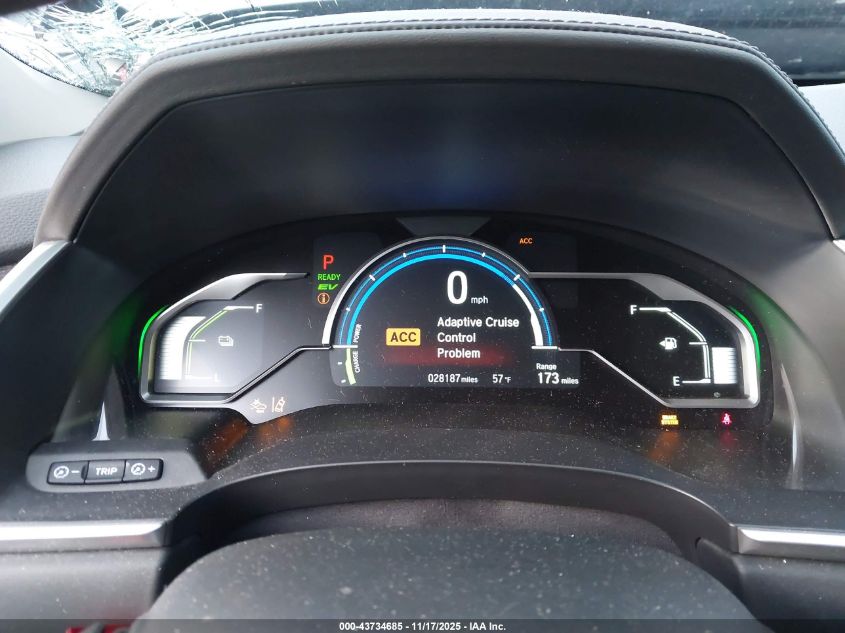 2018 Honda Clarity Plug-In Hybrid VIN: JHMZC5F11JC023300 Lot: 43734685