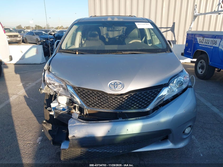 2013 Toyota Sienna Se 8 Passenger VIN: 5TDXK3DC1DS391922 Lot: 43734703