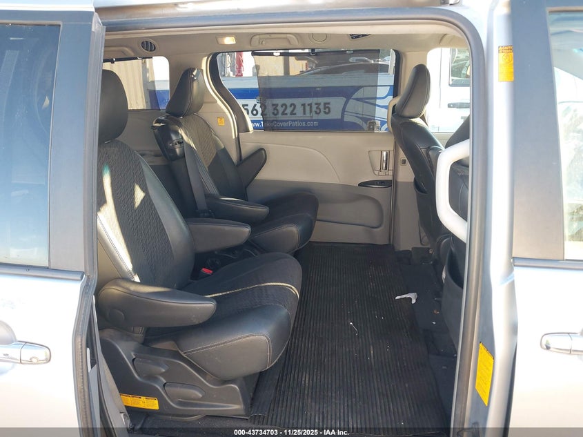 2013 Toyota Sienna Se 8 Passenger VIN: 5TDXK3DC1DS391922 Lot: 43734703