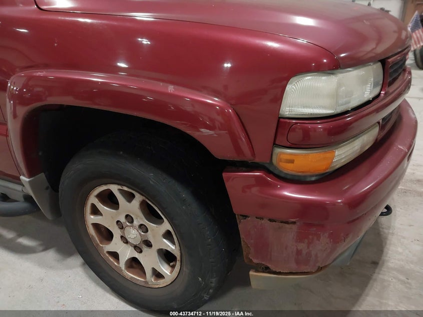 2005 Chevrolet Tahoe Z71 VIN: 1GNEK13T05R249954 Lot: 43734712