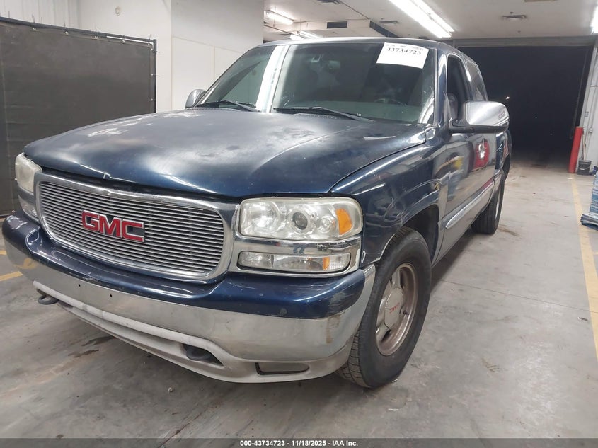 1GTEC19T32Z232252 2002 GMC SIERRA photo no. 2