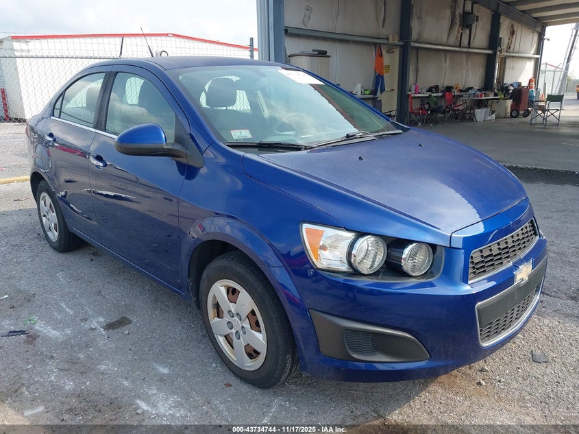 CHEVROLET SONIC LT AUTO
