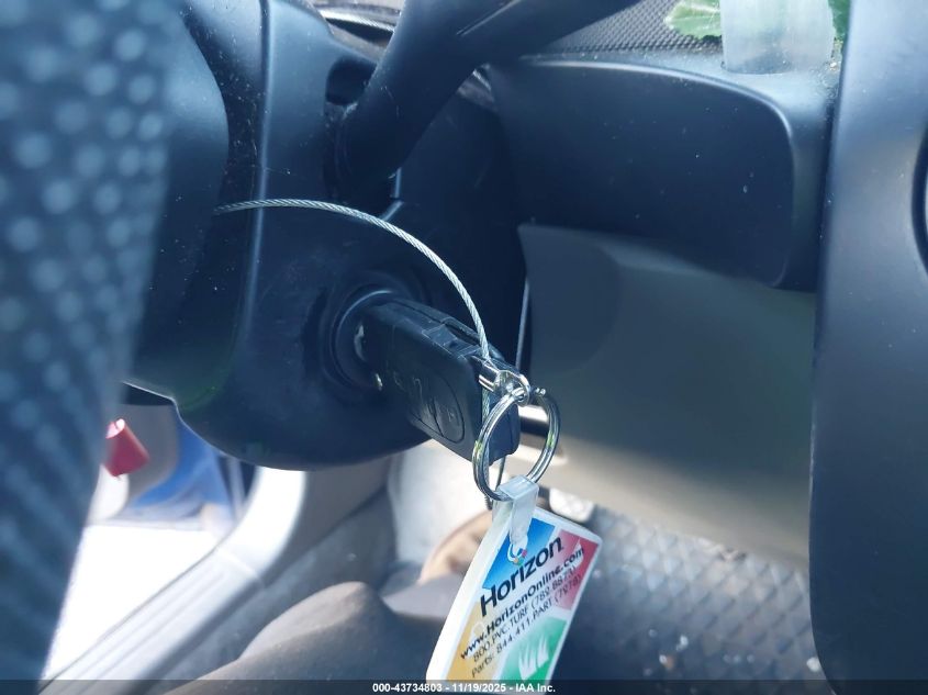 2000 Volkswagen New Beetle Gls 1.8L Turbo VIN: 3VWCD21C5YM462176 Lot: 43734803