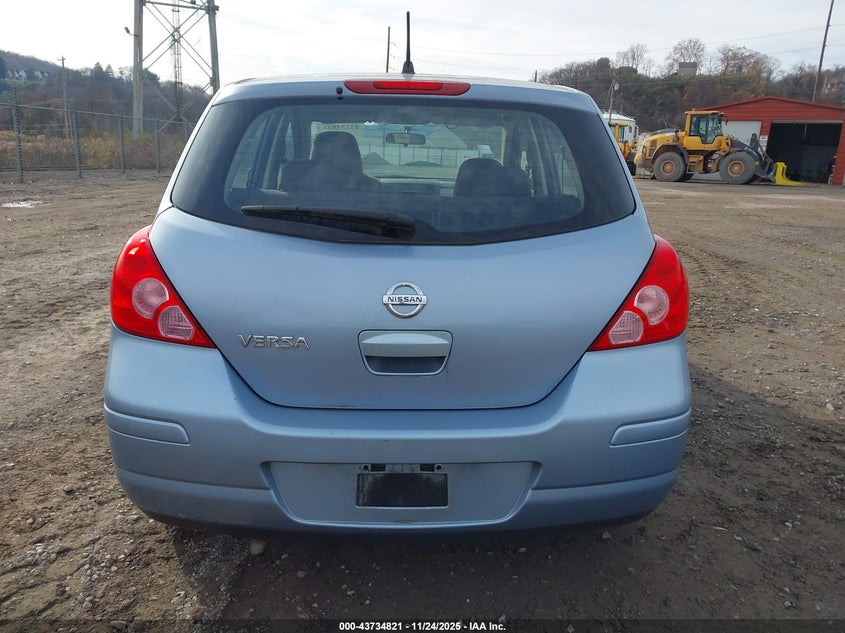 2009 Nissan Versa 1.8S VIN: 3N1BC13E69L474714 Lot: 43734821