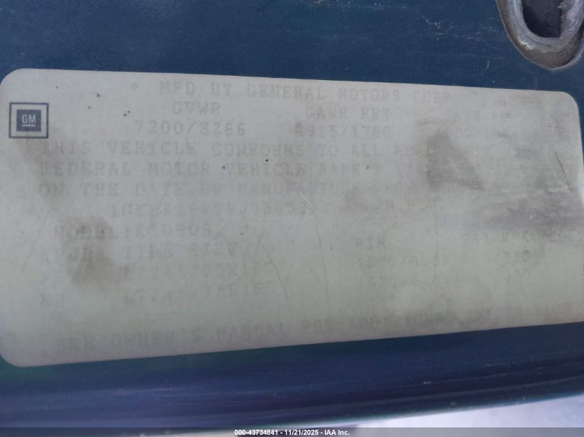 1993 GMC Suburban K1500 VIN: 1GKFK16K7PJ736526 Lot: 43734841