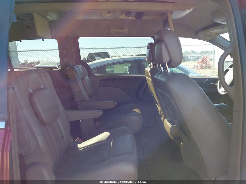 2012 Chrysler Town & Country Touring-L VIN: 2C4RC1CG4CR106359 Lot: 43734860