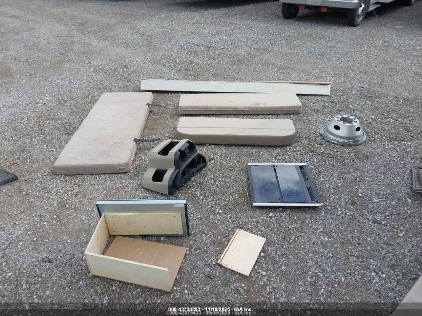 2019 Ford E-350 Cutaway VIN: 1FDWE3FSXK0C64419 Lot: 43734893