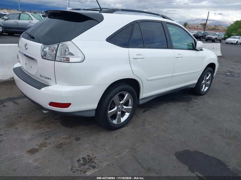 2T2GA31U95C032887 2005 LEXUS RX photo no. 4