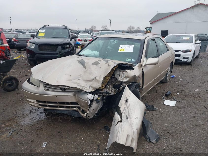 1999 Toyota Camry Le VIN: JT2BG22K1X0303483 Lot: 43734901