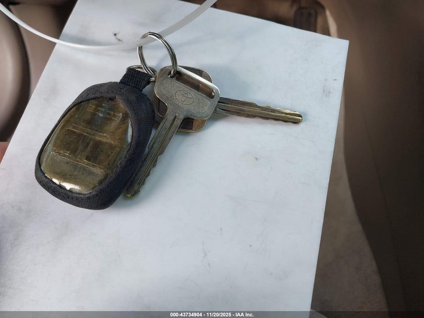 1999 Toyota Camry Le V6 VIN: JT2BF22K8X0157912 Lot: 43734904