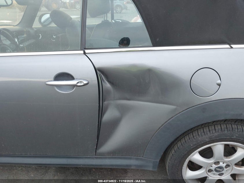 2009 Mini Cooper S VIN: WMWMS33509TY50210 Lot: 43734922