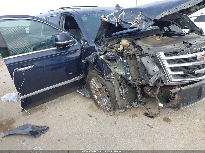 CADILLAC ESCALADE PREMIUM LUXURY