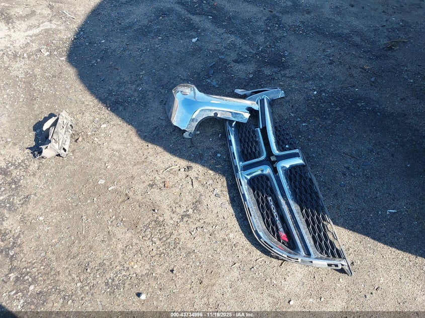 2018 Dodge Grand Caravan Sxt VIN: 2C4RDGCG9JR300088 Lot: 43734996