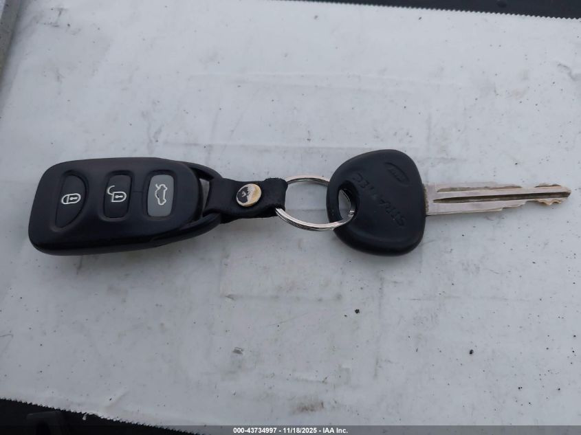 2008 Kia Spectra Ex VIN: KNAFE121385525766 Lot: 43734997