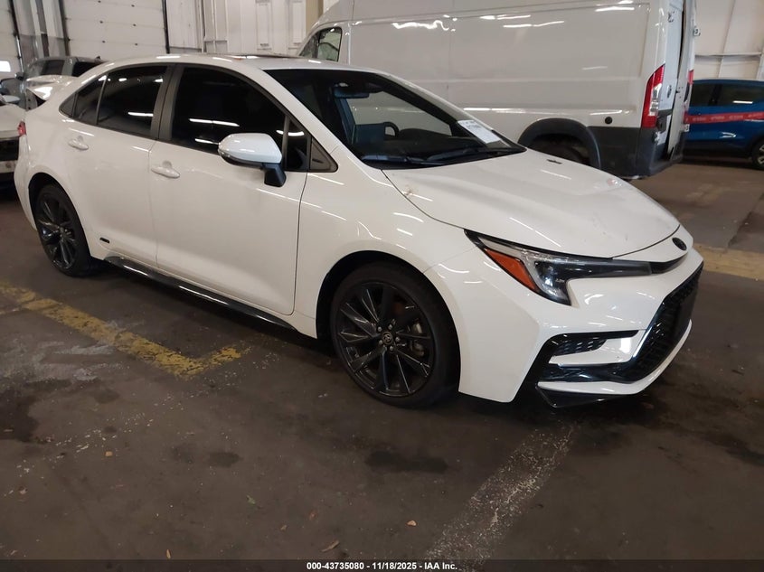 TOYOTA COROLLA HYBRID SE