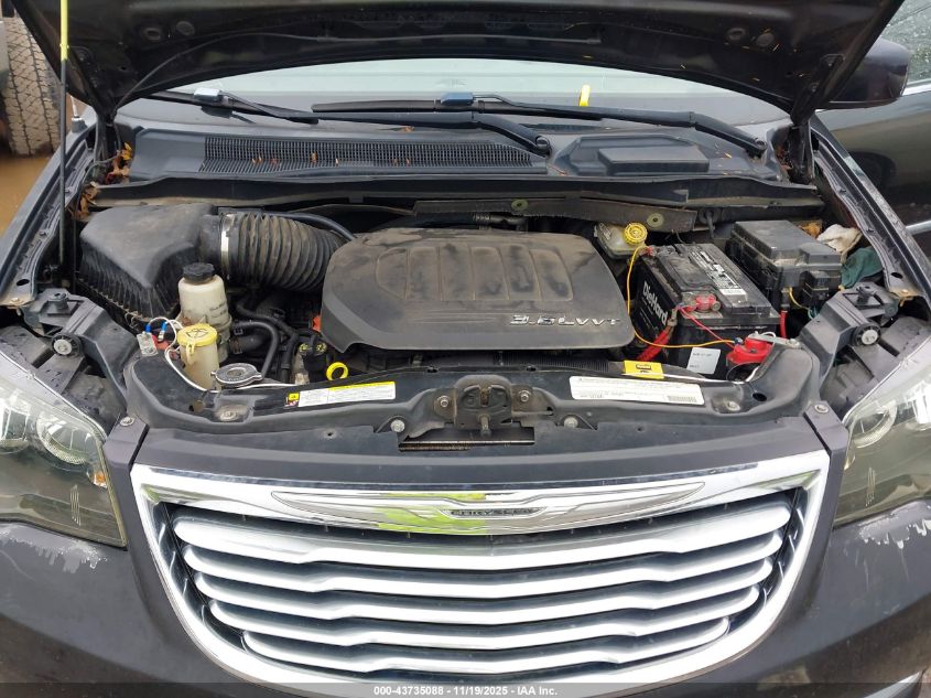 2011 Chrysler Town & Country Touring VIN: 2A4RR5DG8BR624570 Lot: 43735088