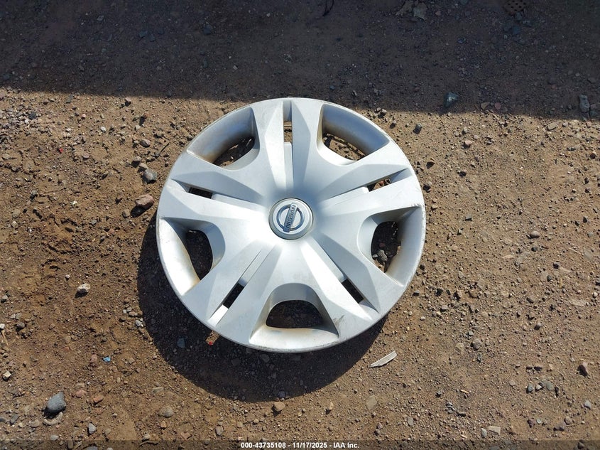 2007 Nissan Versa 1.8S VIN: 3N1BC13E17L372086 Lot: 43735108