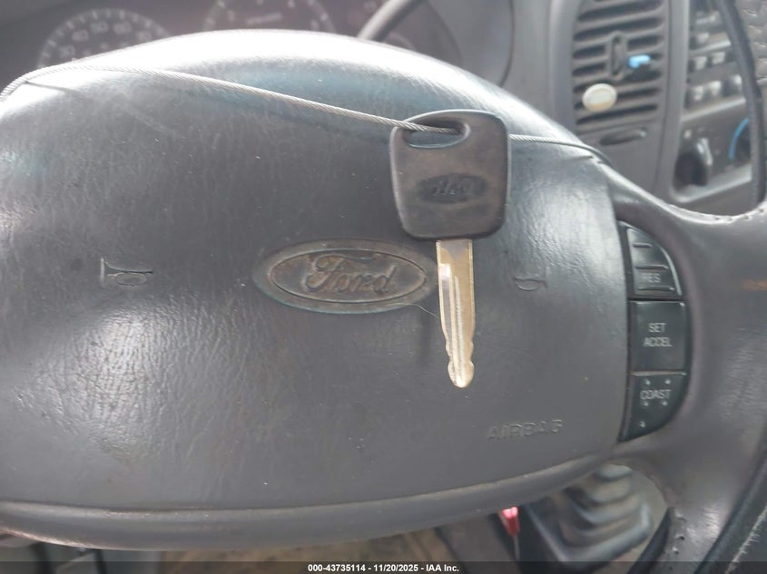 2002 Ford F-150 Lariat/Xl/Xlt VIN: 2FTRX18L42CA50838 Lot: 43735114