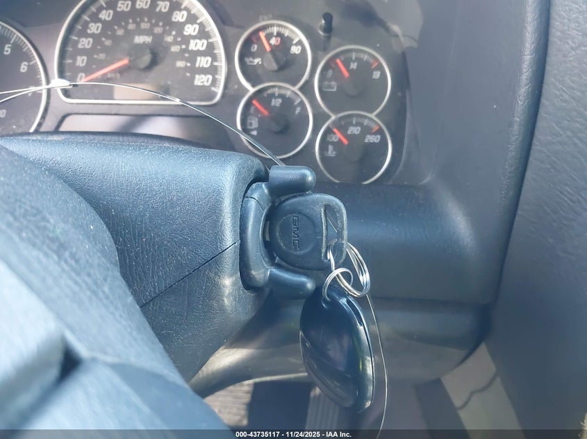 2005 GMC Envoy Xl Sle VIN: 1GKET16S956156185 Lot: 43735117