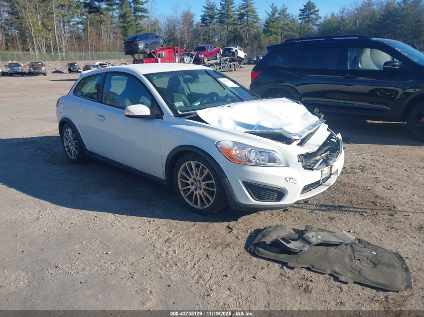 VOLVO C30 T5/T5 R-DESIGN