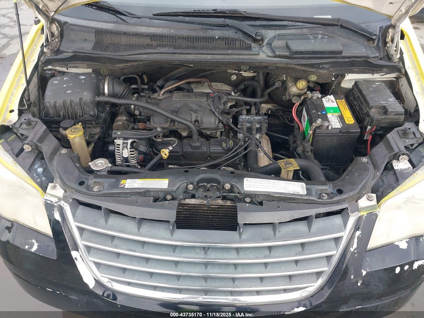 2010 Chrysler Town & Country Touring VIN: 2A4RR5D14AR245575 Lot: 43735170