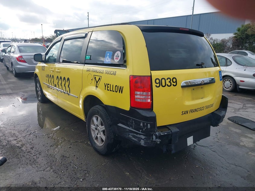 2A4RR5D14AR245575 2010 CHRYSLER TOWN & COUNTRY photo no. 3