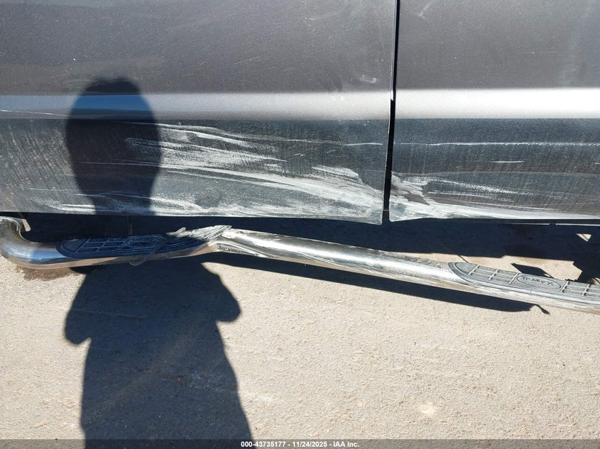 2004 Ford F-250 Lariat/Xl/Xlt VIN: 1FTNW21P94ED73896 Lot: 43735177