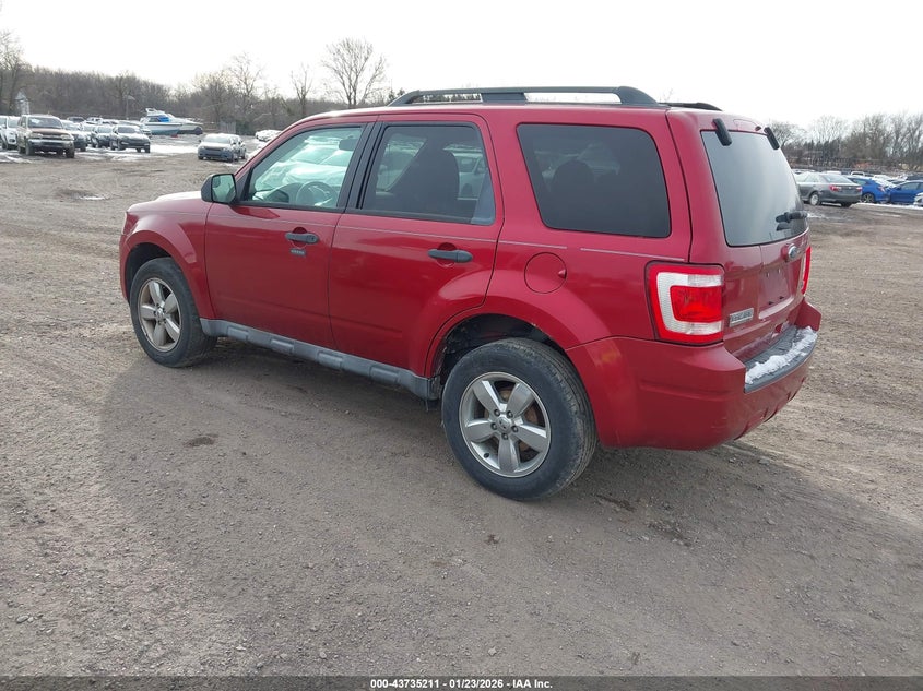 Vin: 1fmcu9dg9cka61879, lot: 44230571, ford escape xlt 20123