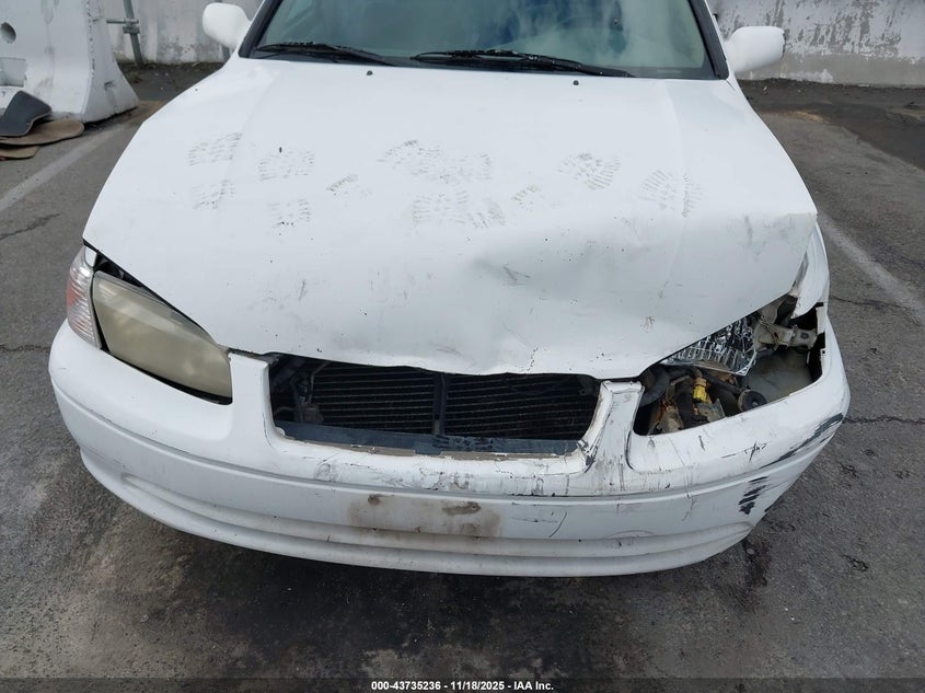 2000 Toyota Camry Le V6 VIN: JT2BF22K6Y0242023 Lot: 43735236